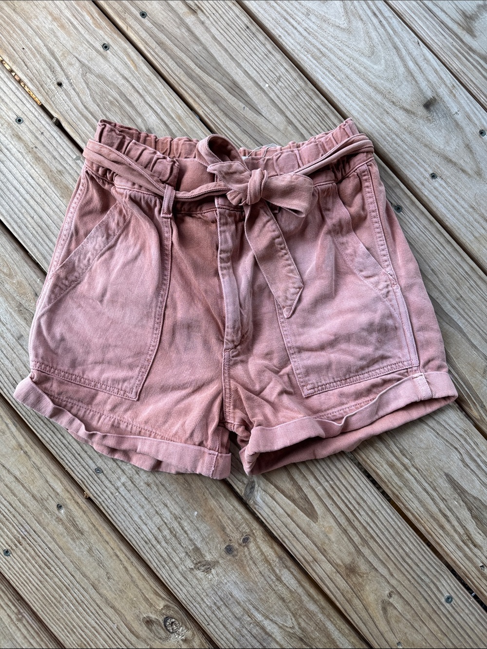 AMO | High-Waist Paperbag Tie Shorts - Suntan size 28